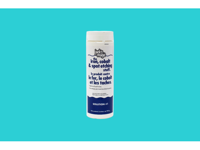 Bouteille de 1 L de Jack’s Magic Solution 1 – traitement pour éliminer les taches de fer et de cobalt dans les piscines.