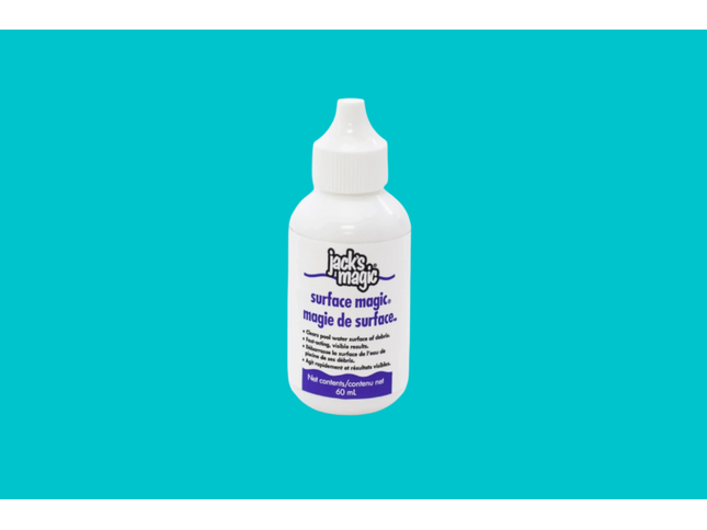 Bouteille de 59 ml de Jack’s Magic Surface Magic – nettoyant pour surface d'eau de piscine et spa.
